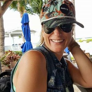 Meet your Posher, Angela