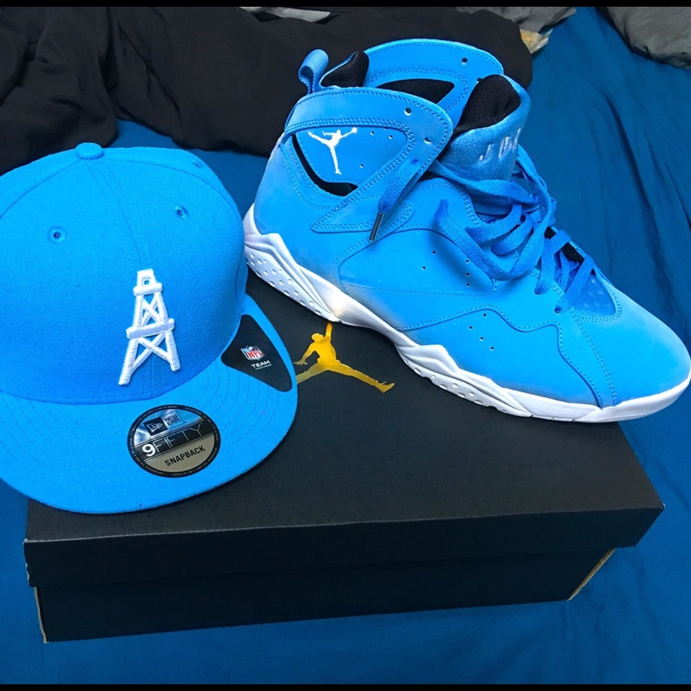 Deadstock Pantone 7s Size 10.5