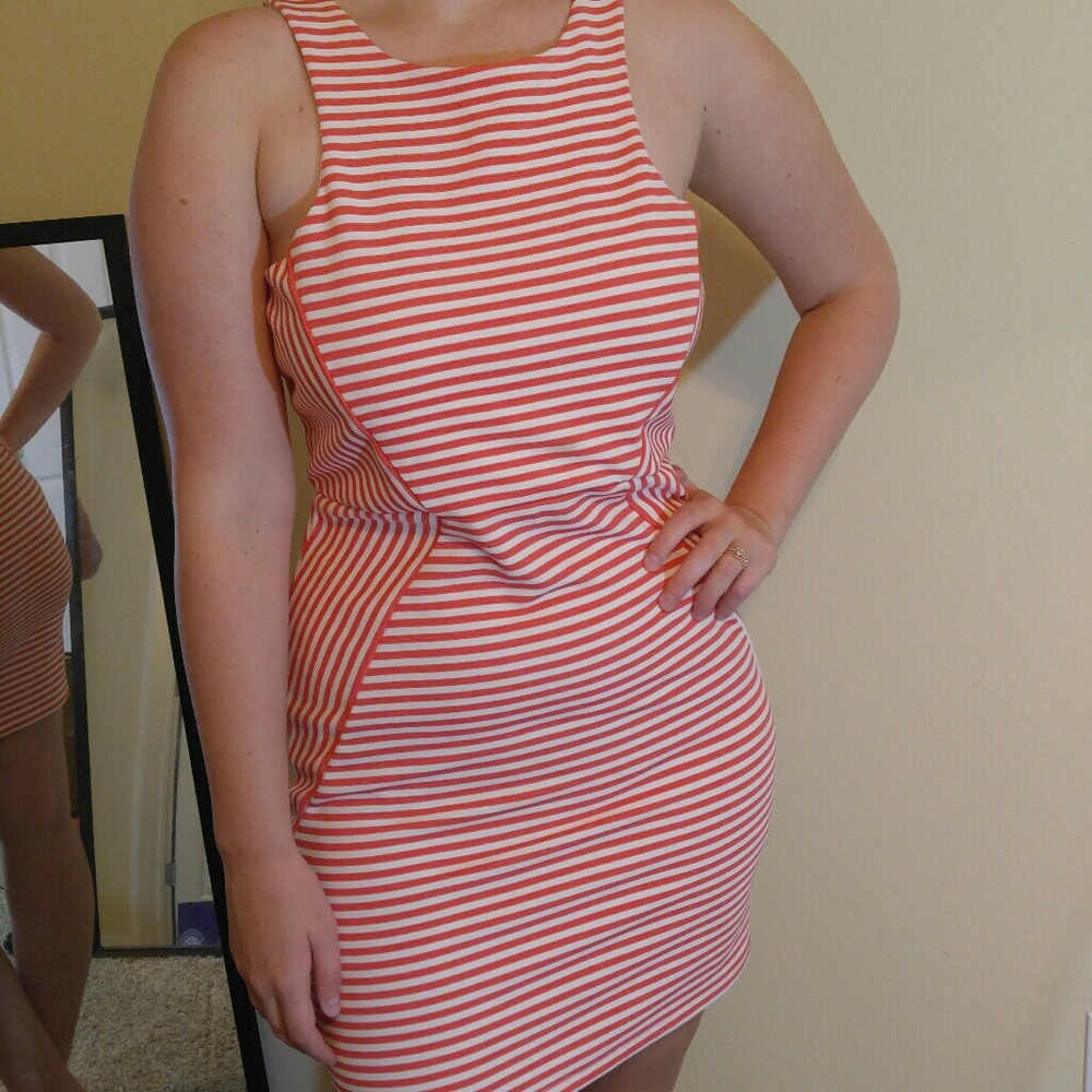 NOWT Short Trixxie Dress