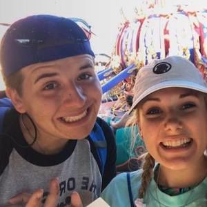 Meet your Posher, Grayson