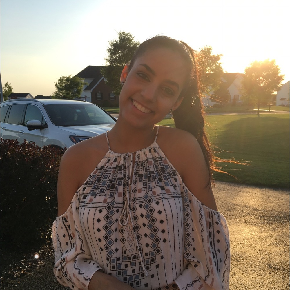 Meet your Posher, Leanne