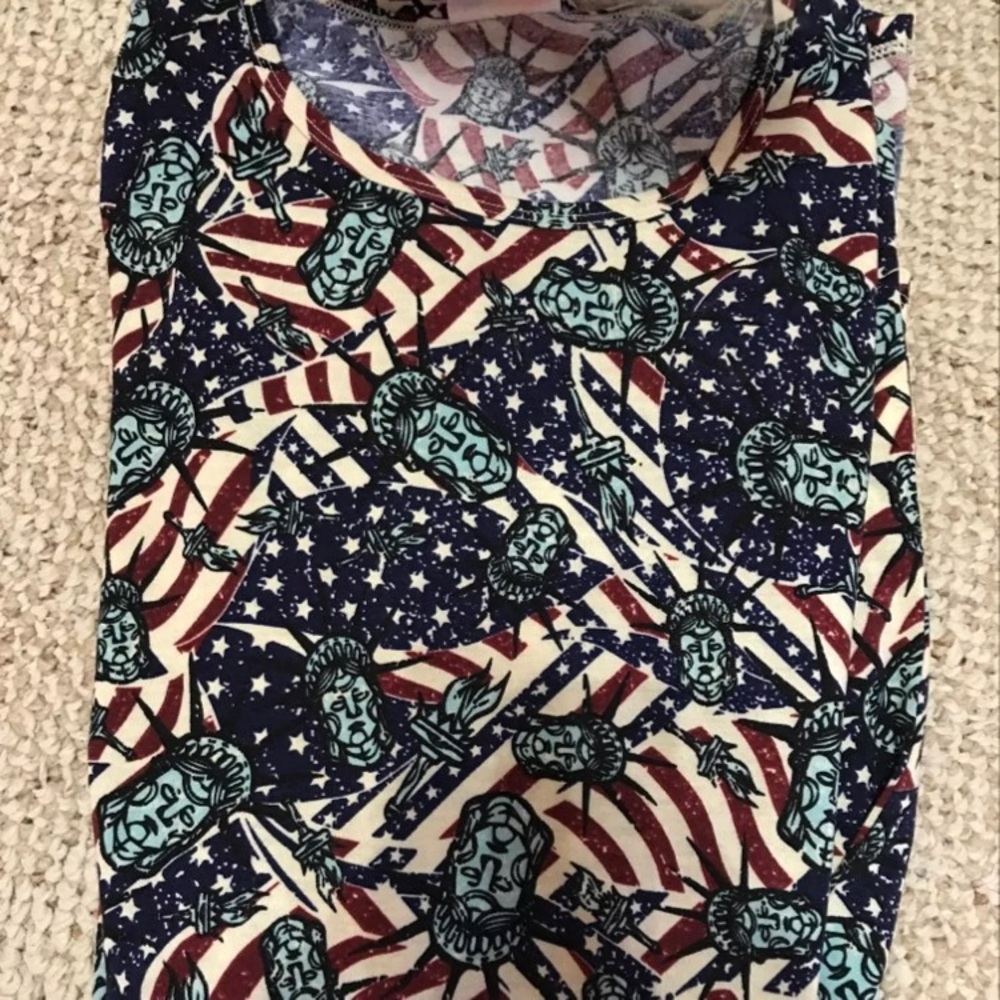 Lula roe irma size small
