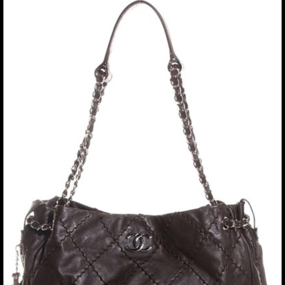 Authentic Chanel expandable tote. - Picture 8 of 10