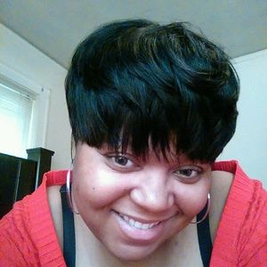 Meet your Posher, Natalie