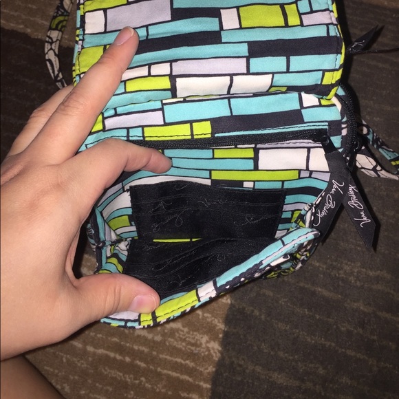 Blue and black Vera Bradley crossbody bag - Picture 3 of 4