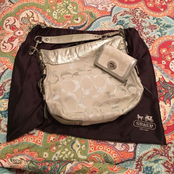 Coach Handbags - Authentic Coach Purse and matching wallet