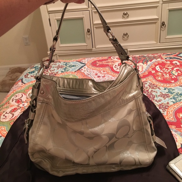 Authentic Coach Purse and matching wallet - Picture 3 of 4