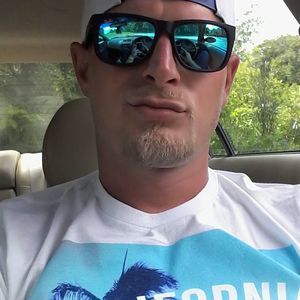 Meet your Posher, Brad