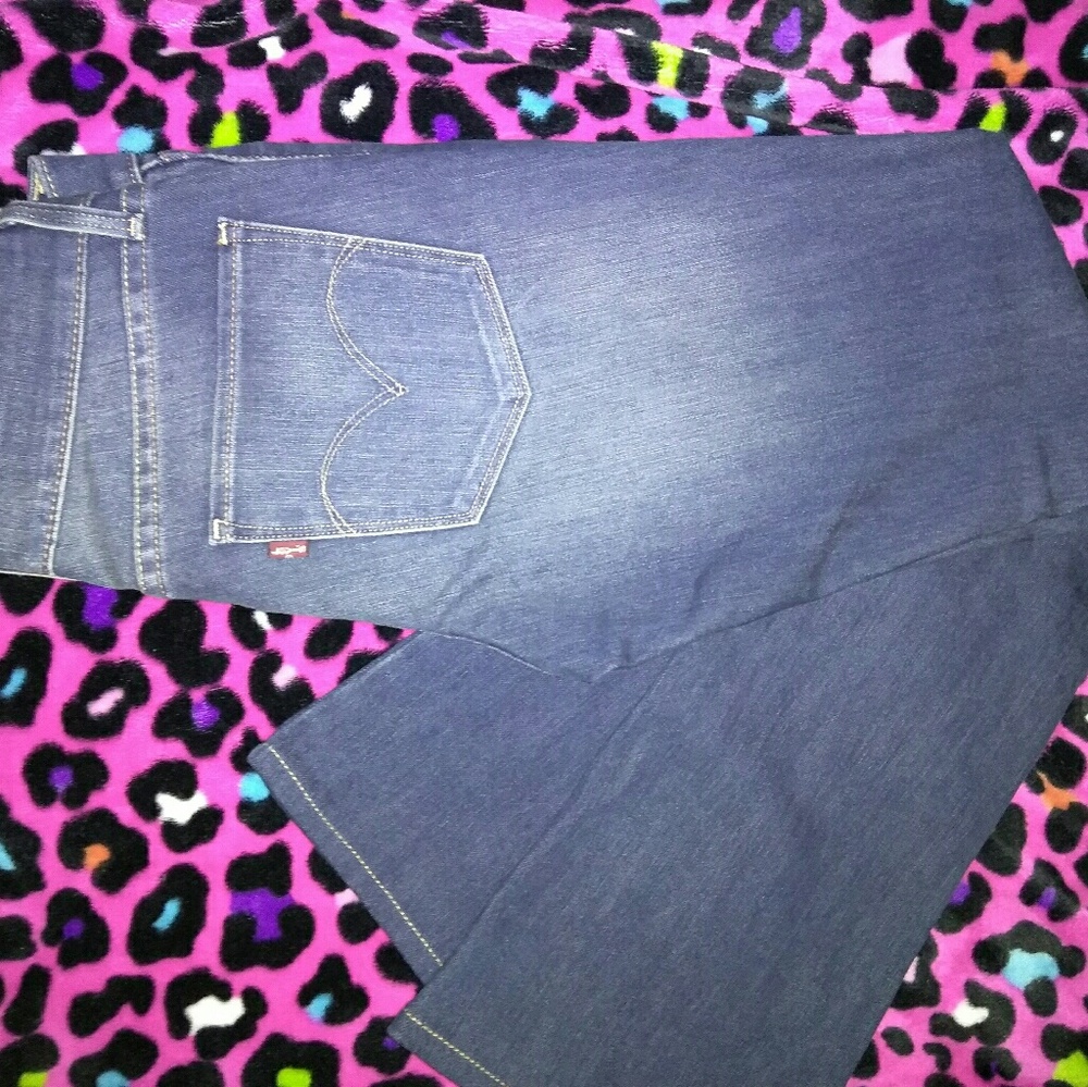 Women's Levi's skinny boot cut
