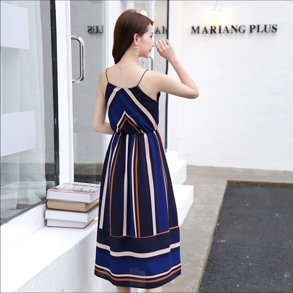 Sundress - Picture 2 of 3