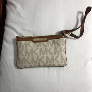 Michael Kors wristlet
