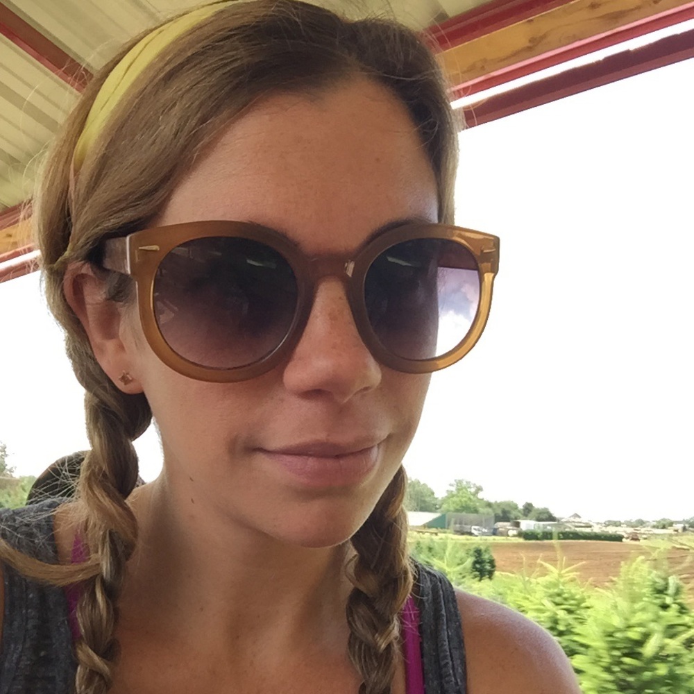 Meet your Posher, Cherie
