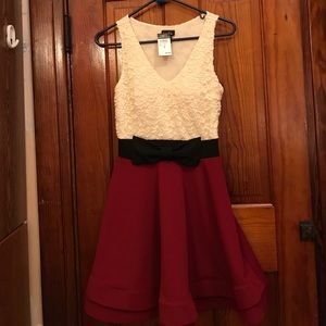 Rue21 Burgundy, Black, and Lace Dress