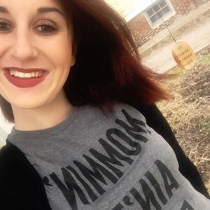 Meet your Posher, Elise