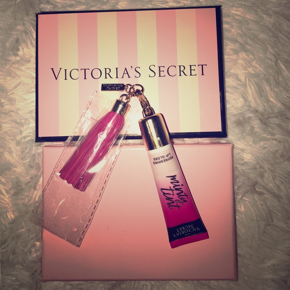 Victoria's Secret lipgloss