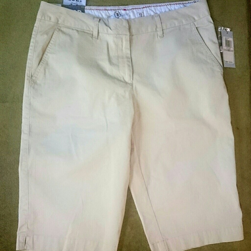 NWT Izod Women's Shorts Saltwater Wash Blue Basix