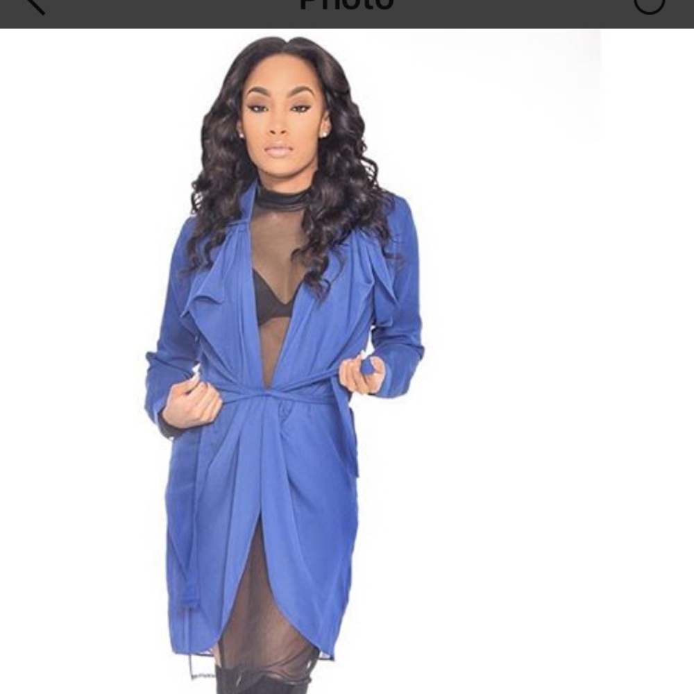 Blue long sleeve duster As Seen in Picture