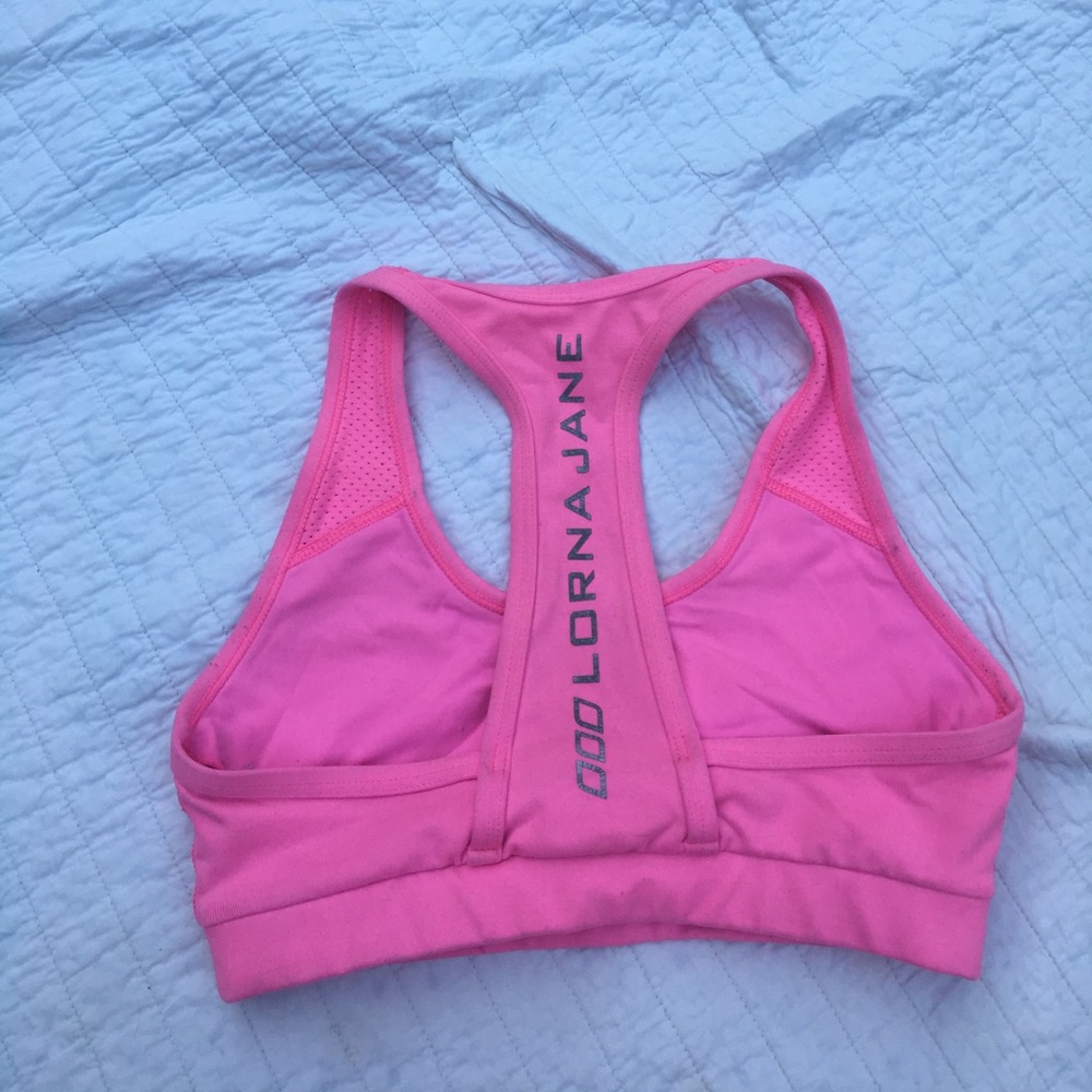 LORNA JANE beautiful sports bra