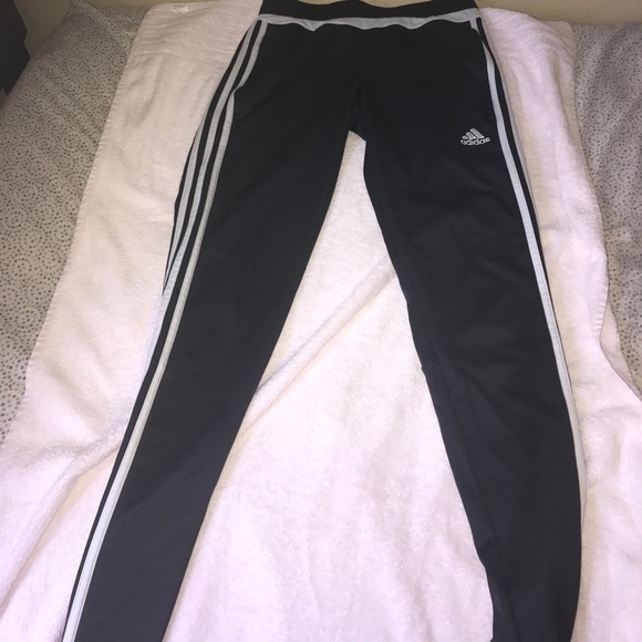 3 pairs of of ADIDAS joggers - Picture 4 of 4