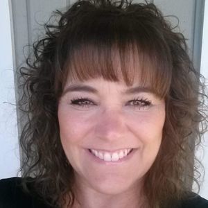 Meet your Posher, Carrie