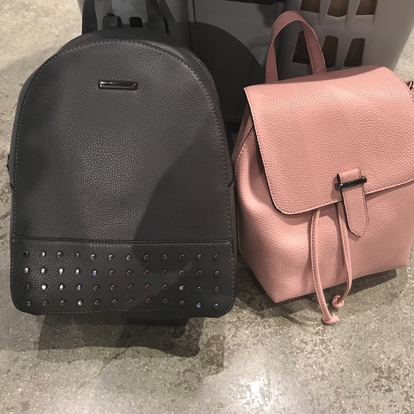 Pink/black backpack - Picture 5 of 7