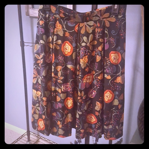 Lularoe Madison - Picture 1 of 2