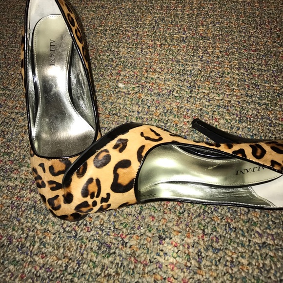 Cheetah print Alfani heels - Picture 4 of 4