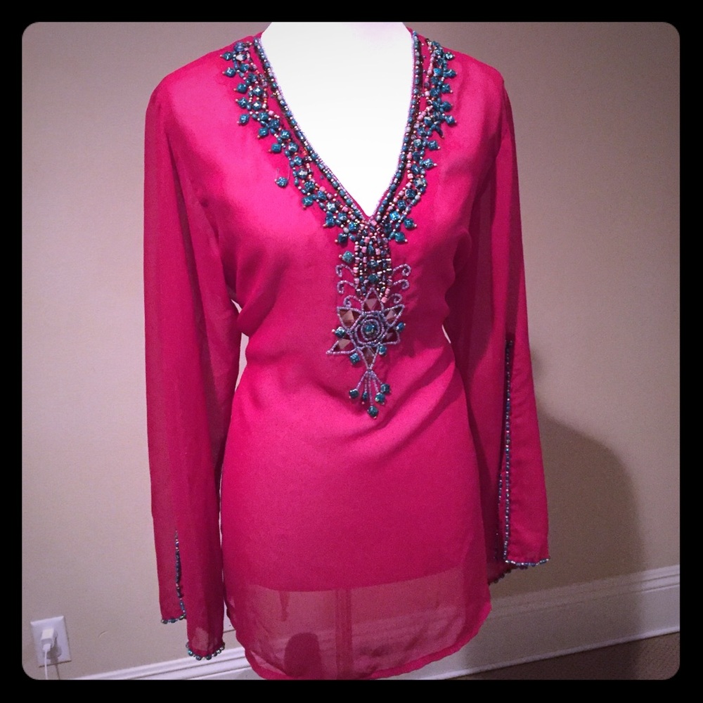 Beautiful fuchsia cover up L