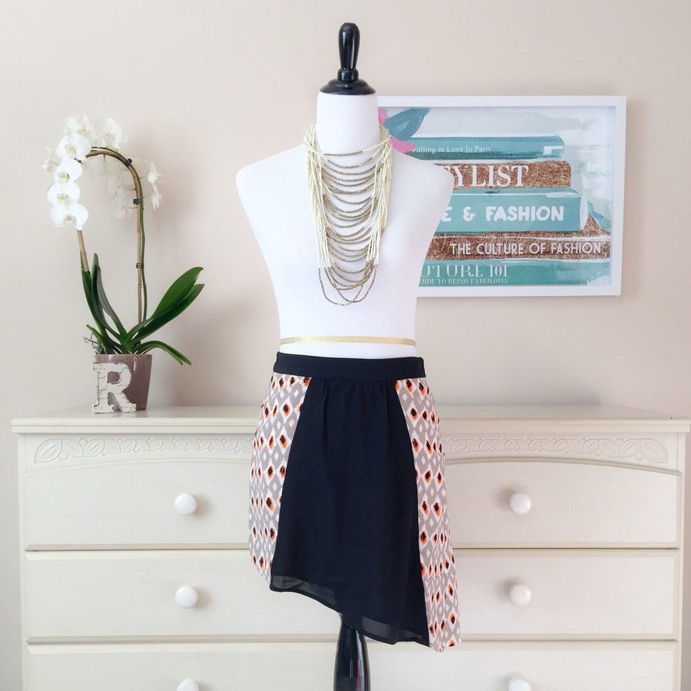 ❤️ Asymmetrical Skirt with Pockets