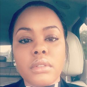 Meet your Posher, Marissa