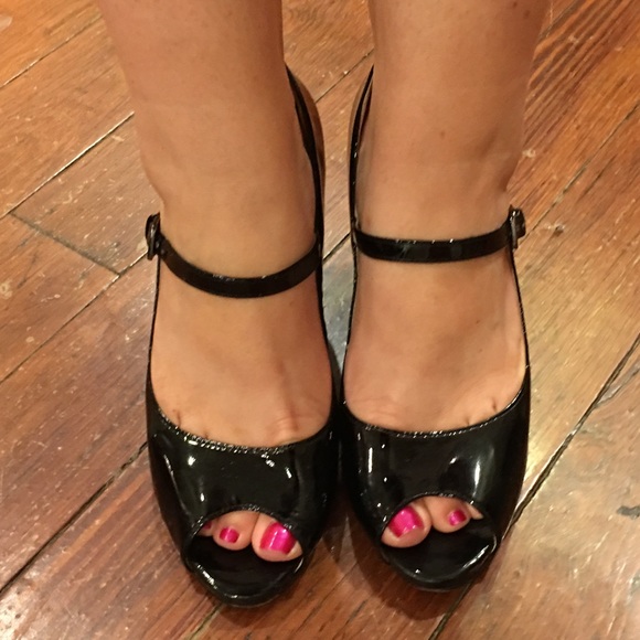 Cole Haan Nike Air Blk Patent Peep Toe Mary Janes - Picture 1 of 8