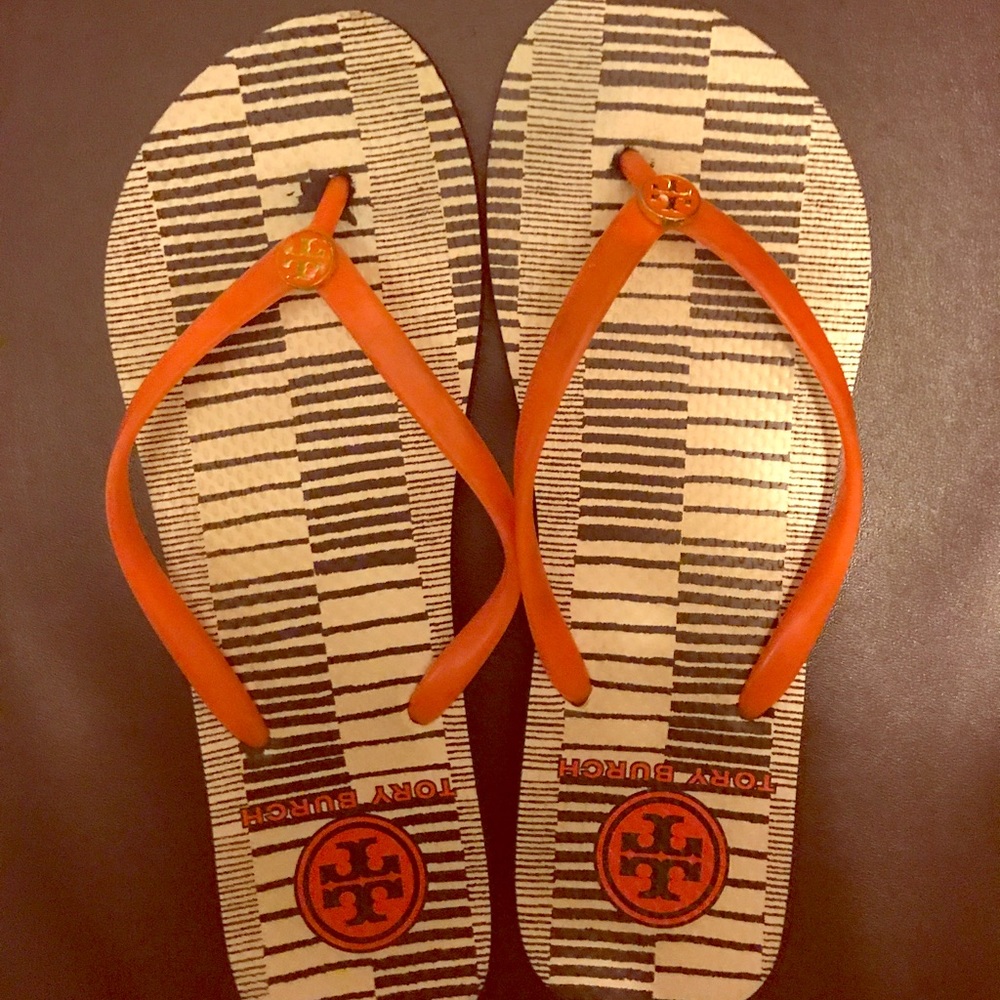 Tory burch flip flops
