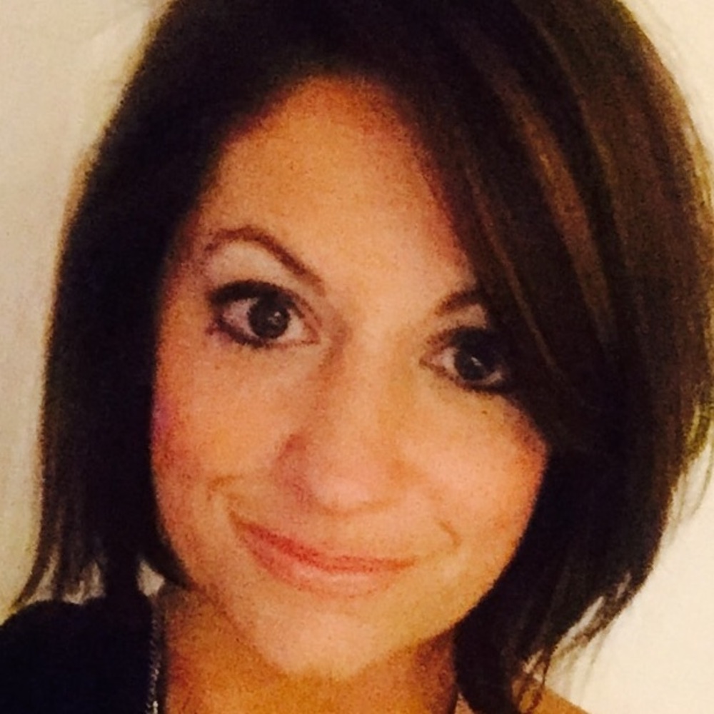 Meet your Posher, Denise