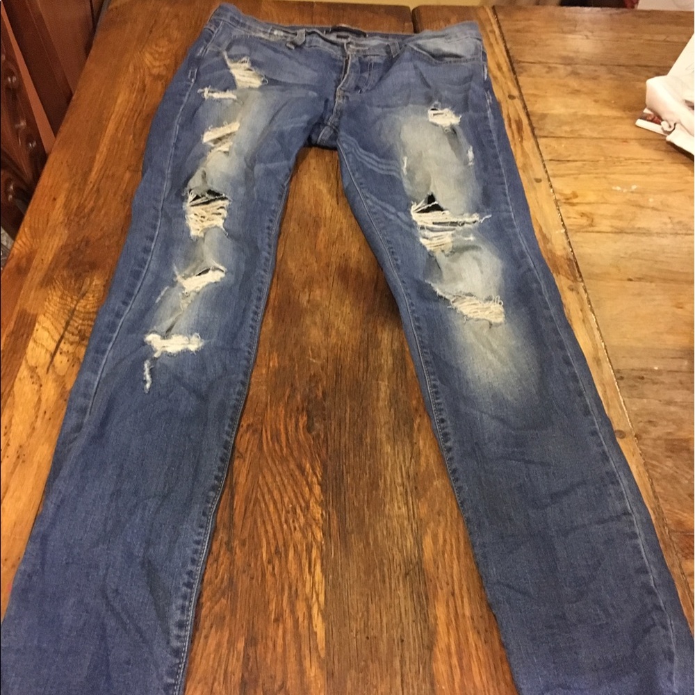 Flying monkey ripped jeans