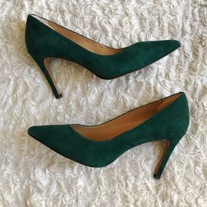 Banana Republic Madison 12 Hour Pump