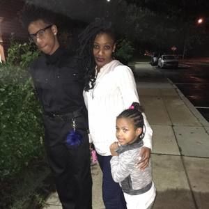 Meet your Posher, Candace