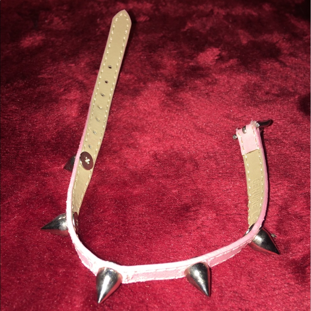 Pink Studded bracelet - Picture 2 of 2