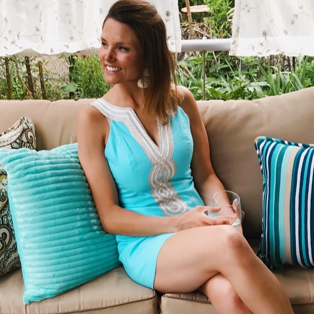 Meet your Posher, Dolly