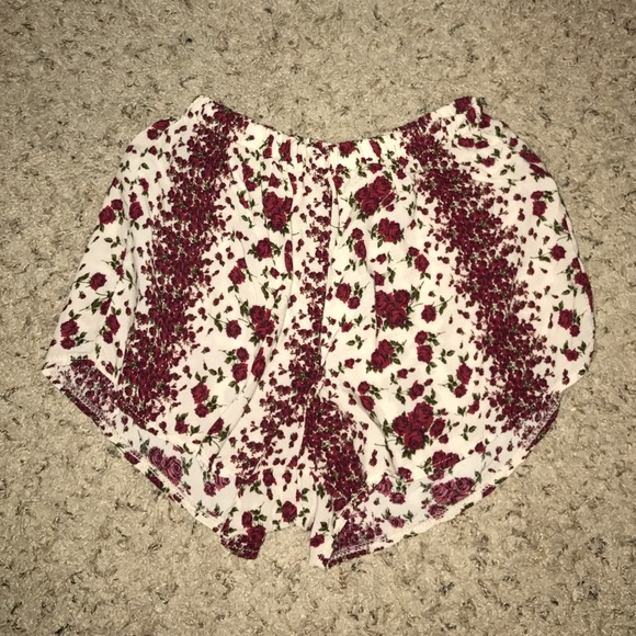 Brandy Melville Pants - MUST BUNDLE Rose Remi Shorts