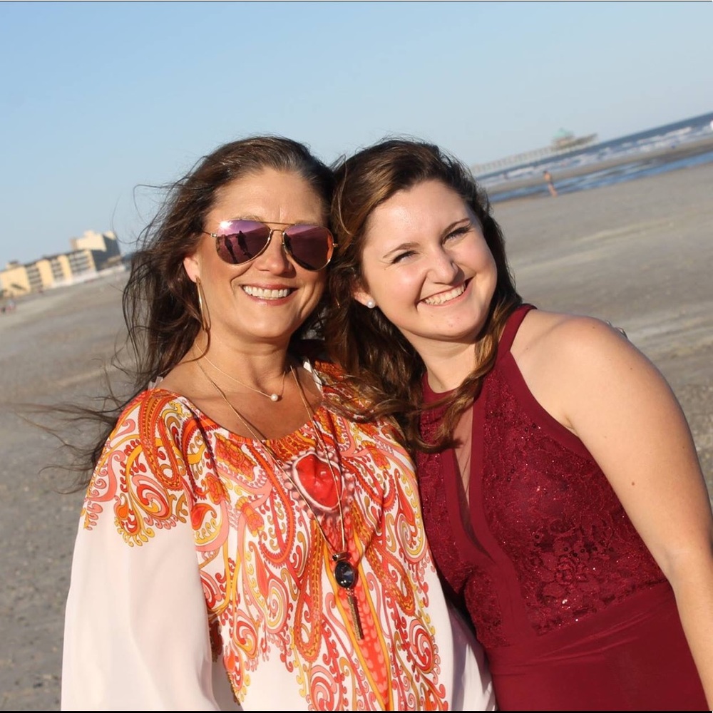 Meet your Posher, Abigail