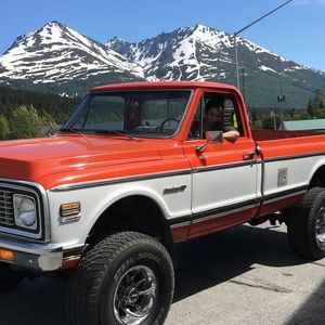 Meet your Posher, Laurel