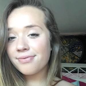 Meet your Posher, Lizzie