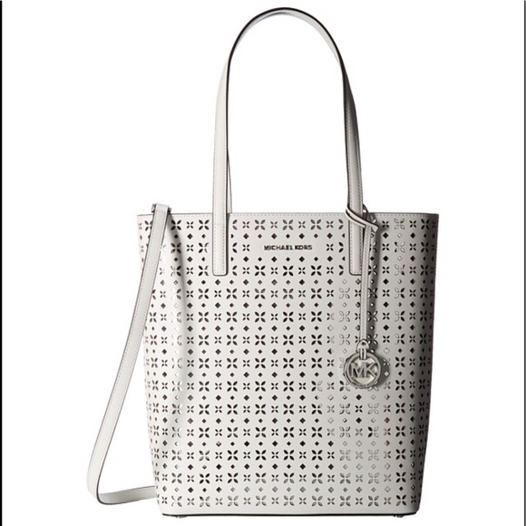 SOLD 💢 Michael Kors Hayley - Large Tote - Picture 7 of 8