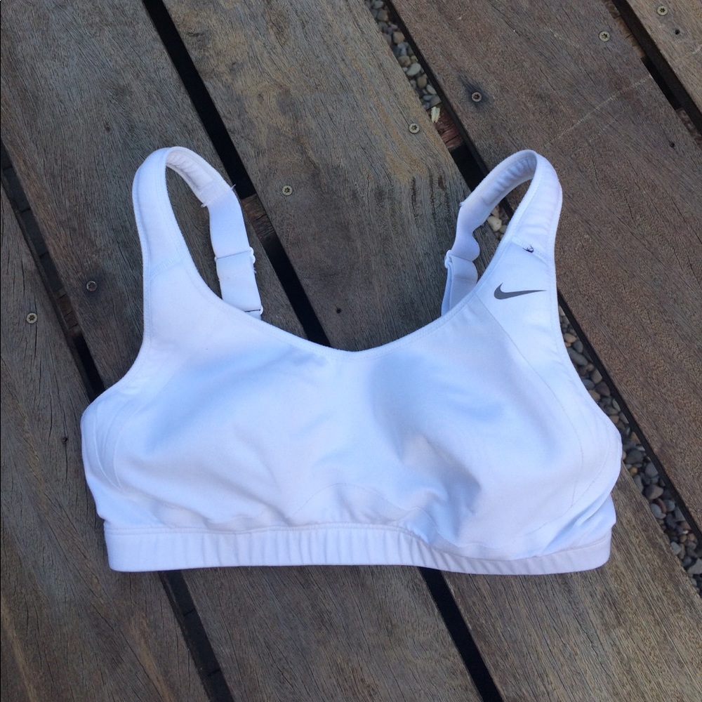 🏃🏽‍♀️Nike Dry Fit Sports Bra