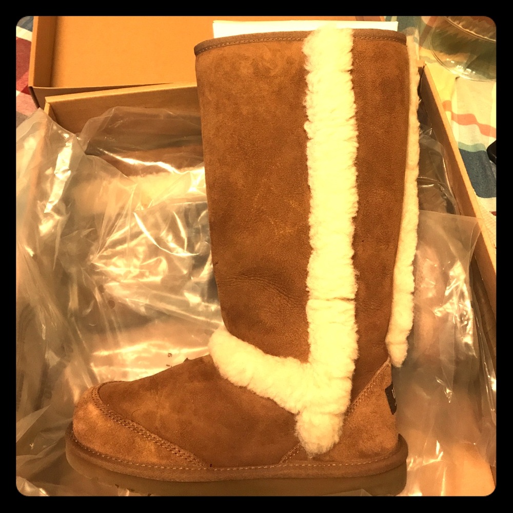 Women's brand new ugg boots 👢👢