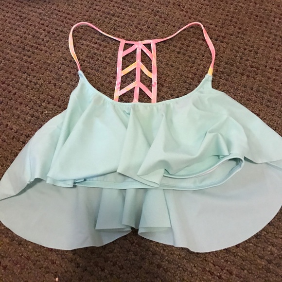 Victoria's Secret pink bikini tops - Picture 3 of 4