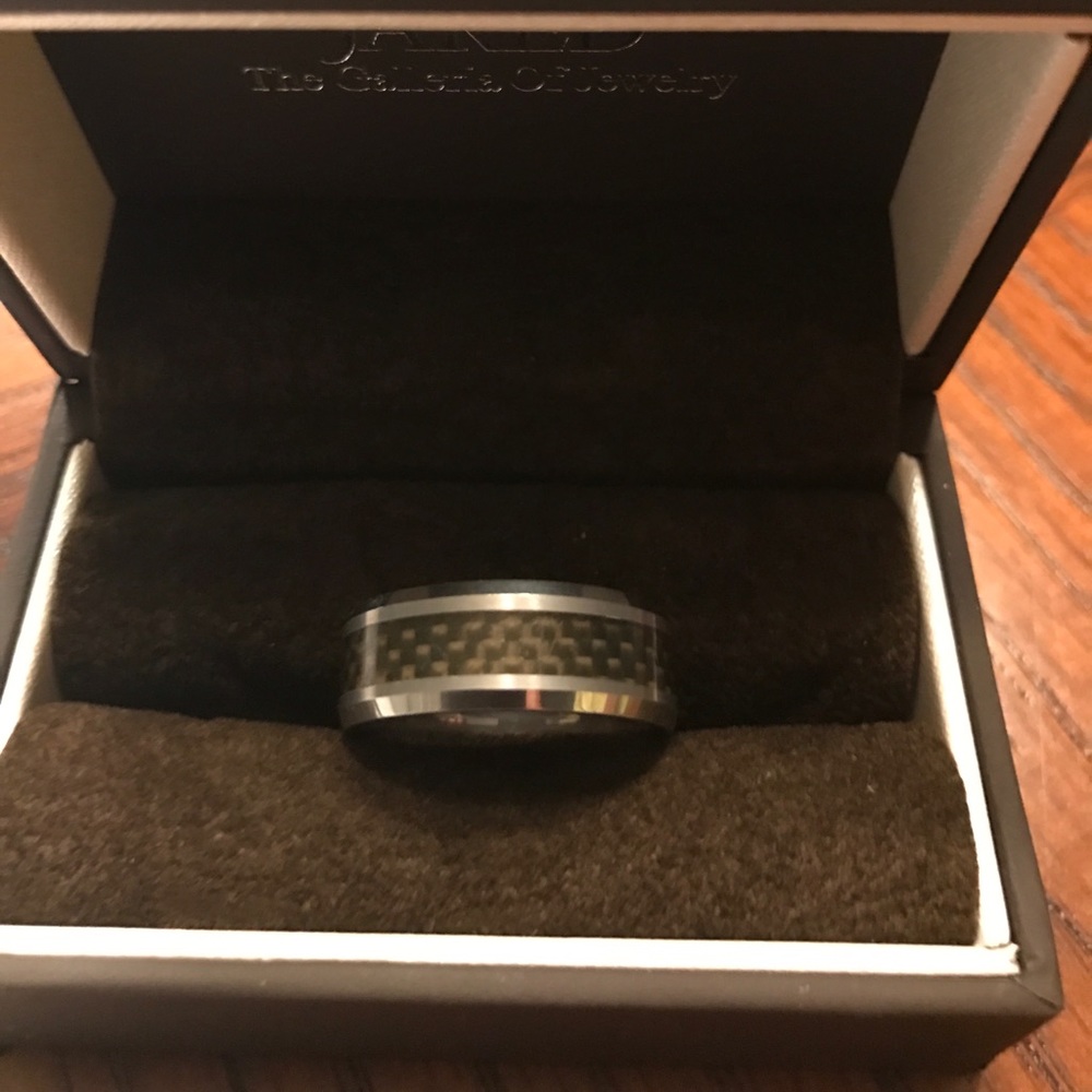 Men's tungsten carbide ring
