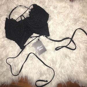 Black Bralette / Croptop NWT Size Small