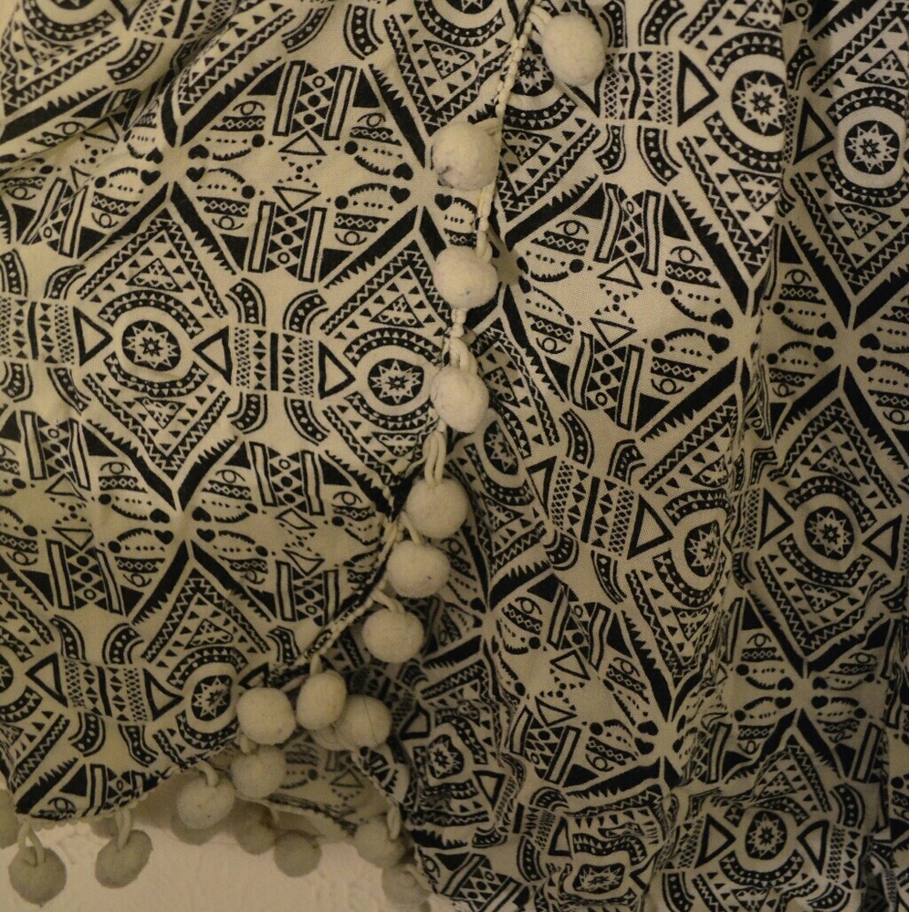 Romper - Picture 3 of 4