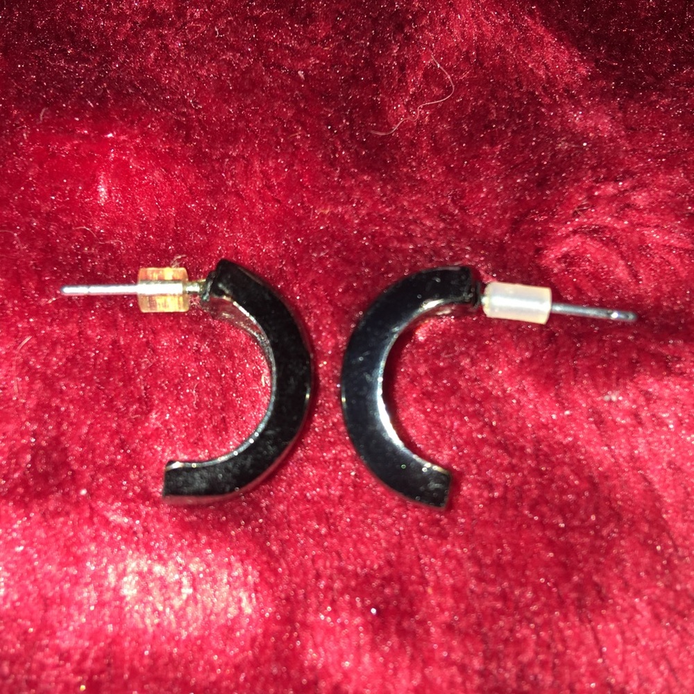 Cue Dark Silver Earrings